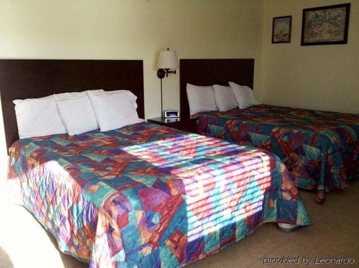 Amelia's Landing Hotel 2*